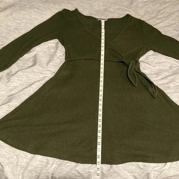 ❤️Elegant Olive Green Wrap Dress - Picture 3 of 7